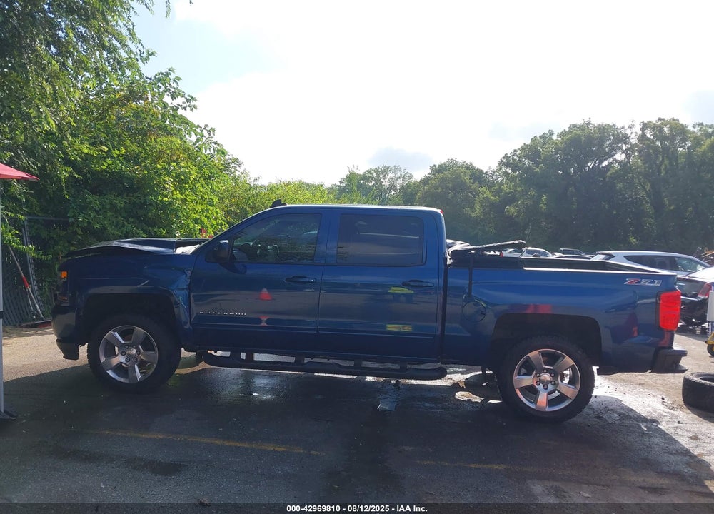 2017 CHEVROLET SILVERADO 1500 VIN: 3GCUKREC7HG372123