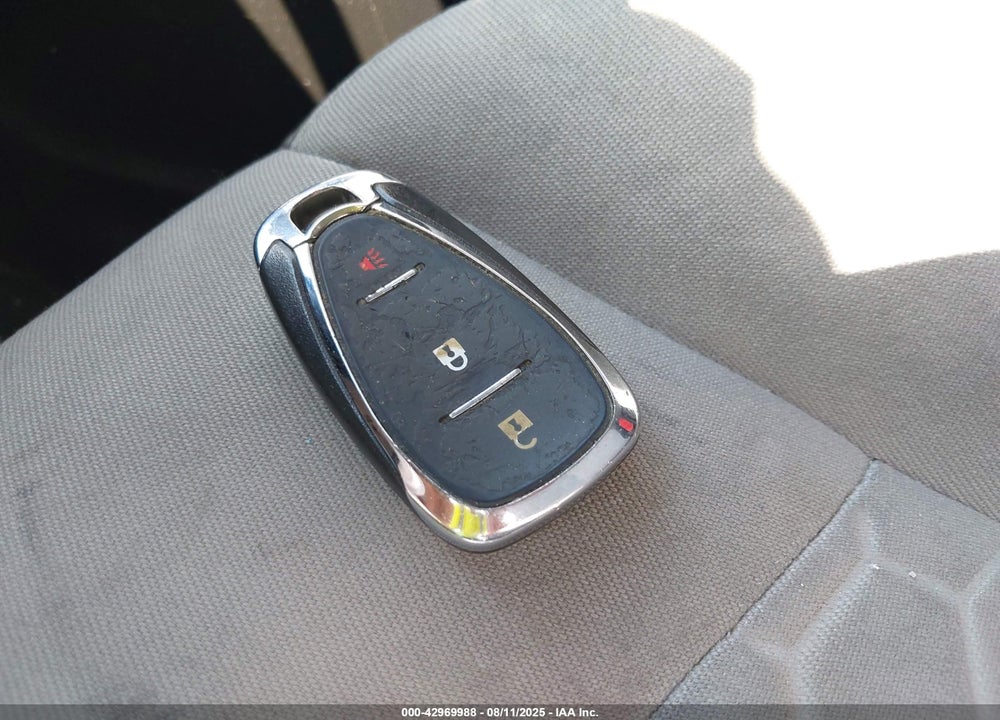 2019 CHEVROLET EQUINOX VIN: 2GNAXSEV7K6143206
