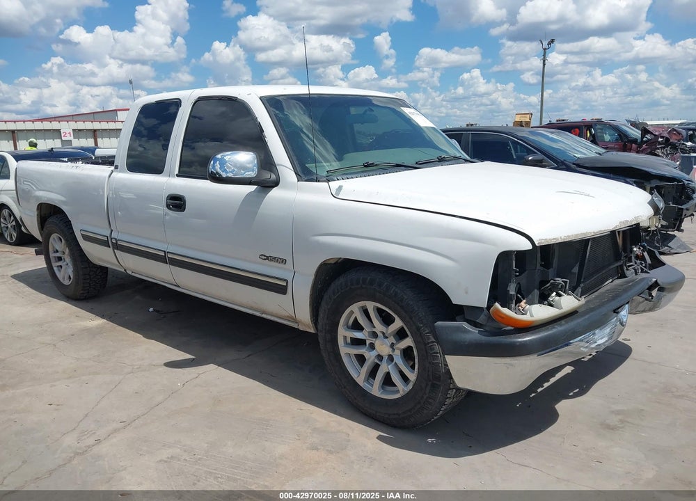2000 CHEVROLET SILVERADO 1500 LS VIN: 2GCEC19V4Y1273850