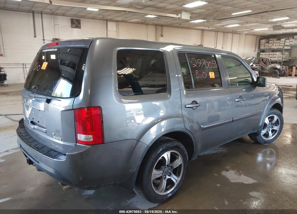 2015 HONDA PILOT SE VIN: 5FNYF4H34FB078198