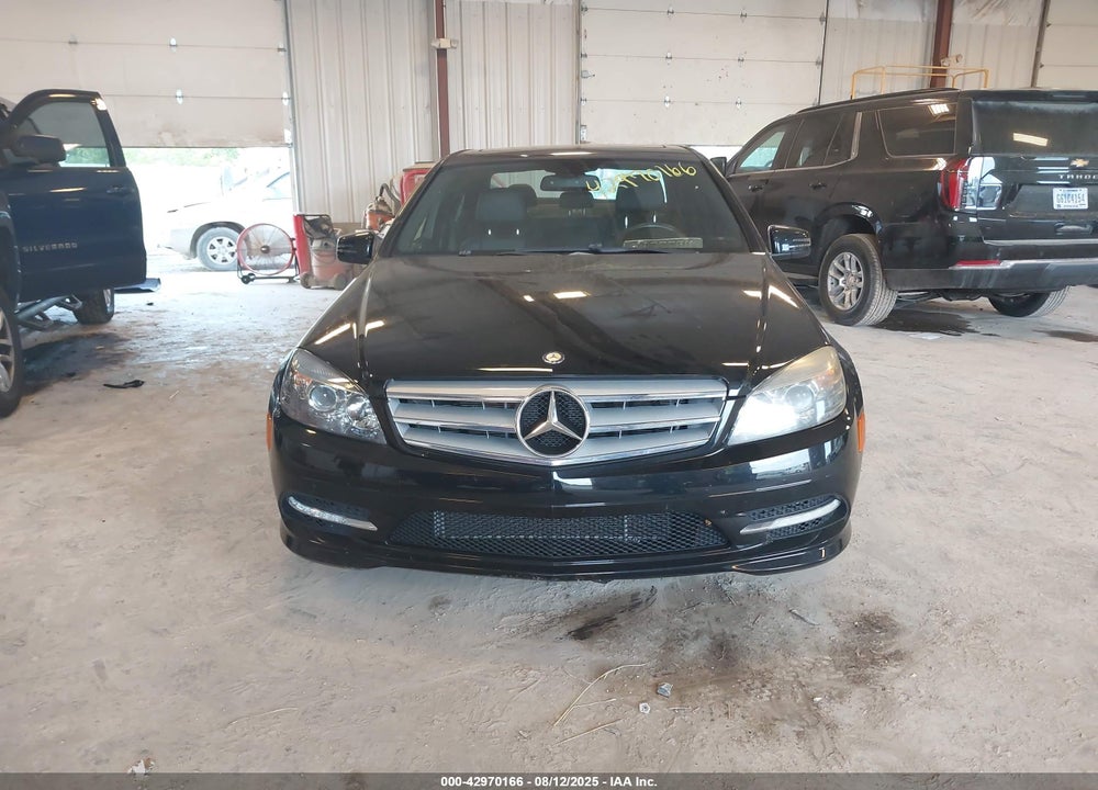 2011 MERCEDES-BENZ C CLASS VIN: WDDGF8BB8BF531723