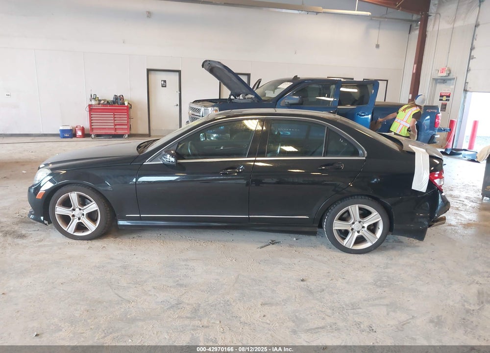 2011 MERCEDES-BENZ C CLASS VIN: WDDGF8BB8BF531723