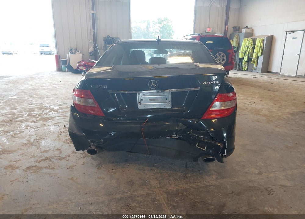 2011 MERCEDES-BENZ C CLASS VIN: WDDGF8BB8BF531723