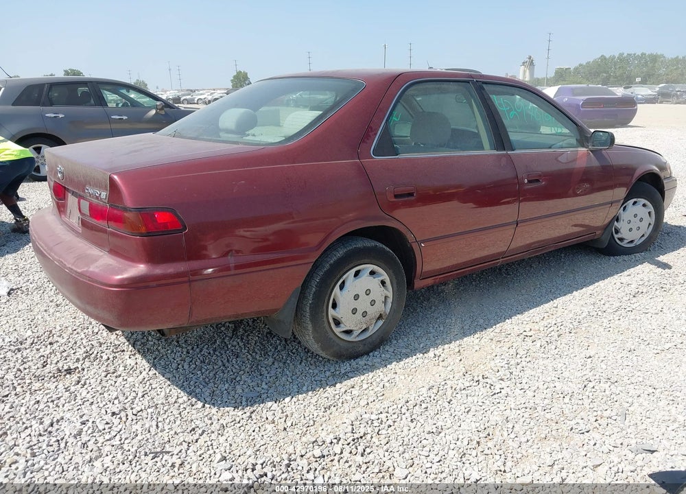 1999 TOYOTA CAMRY LE VIN: 4T1BG22K7XU565987