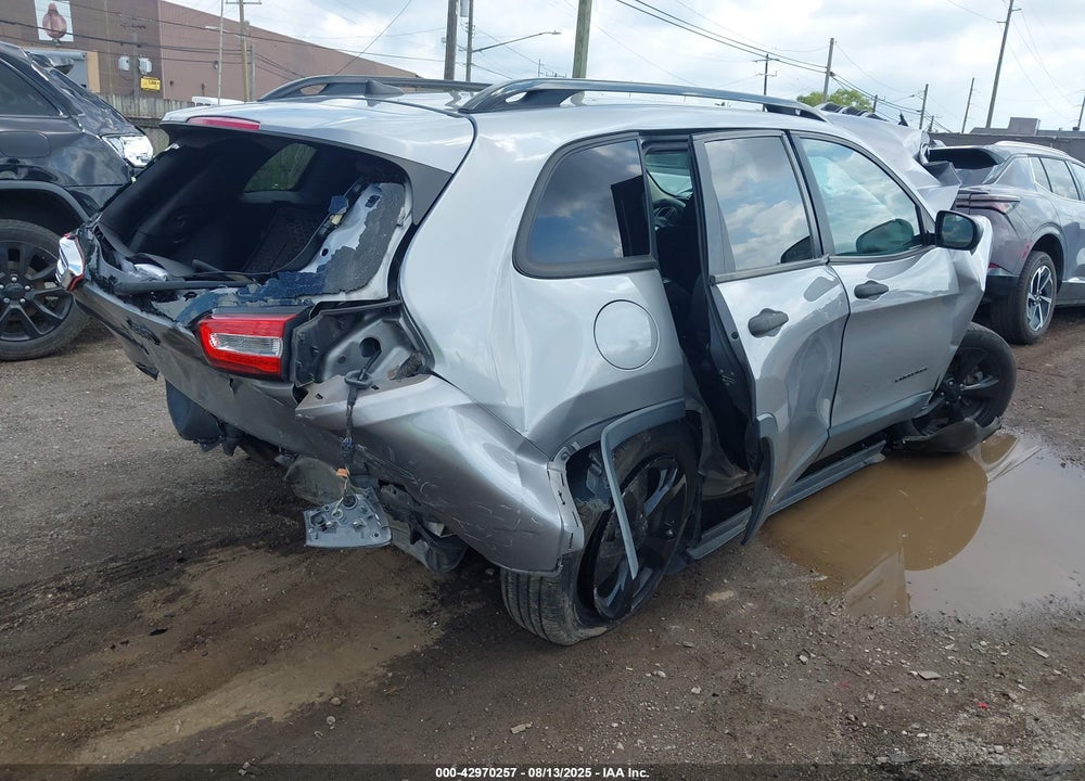 2016 JEEP CHEROKEE VIN: 1C4PJMAB5GW335913