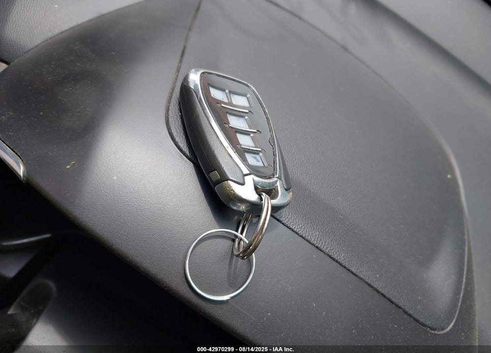 2019 CHEVROLET EQUINOX VIN: 3GNAXKEV7KS585629