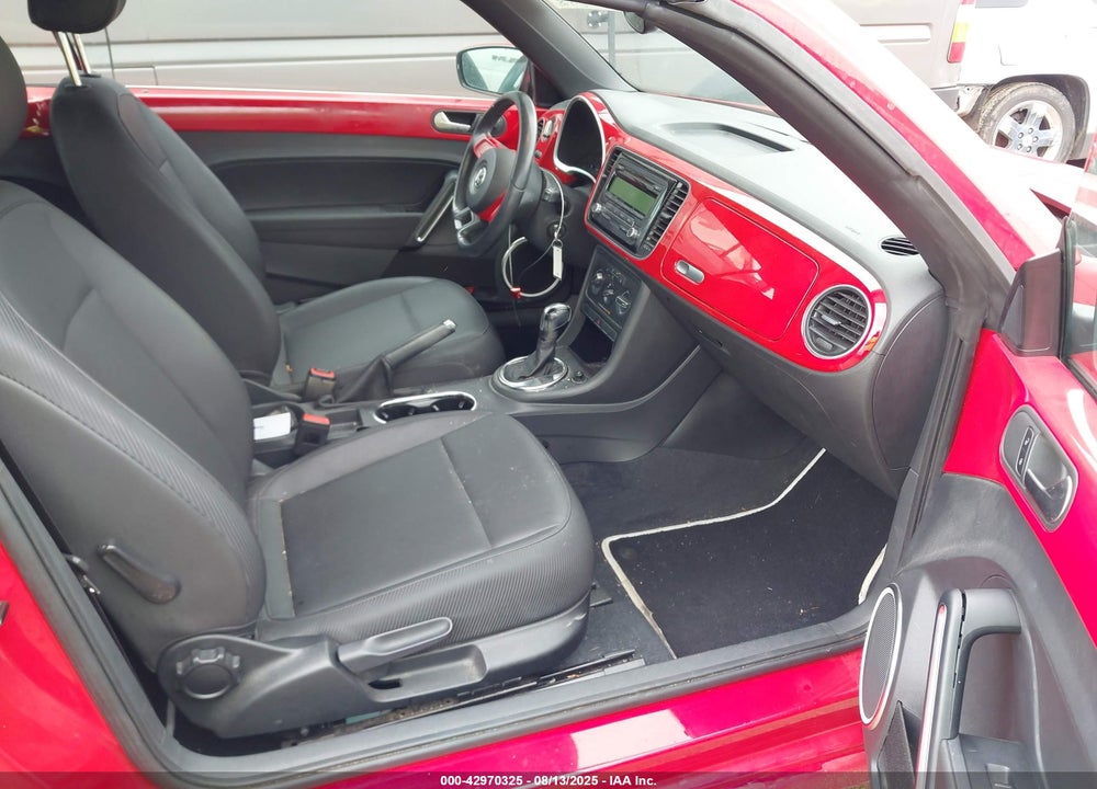2013 VOLKSWAGEN BEETLE 2.5L VIN: 3VW5P7AT3DM827221