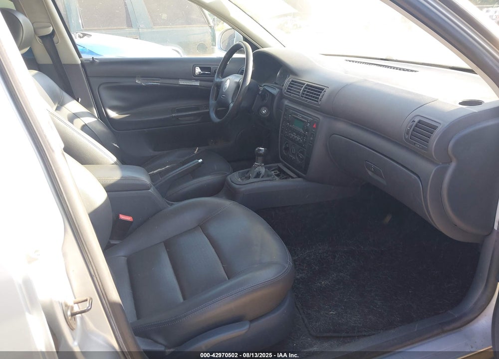 2005 VOLKSWAGEN PASSAT WAGON GLS VIN: WVWCD63B35E104493