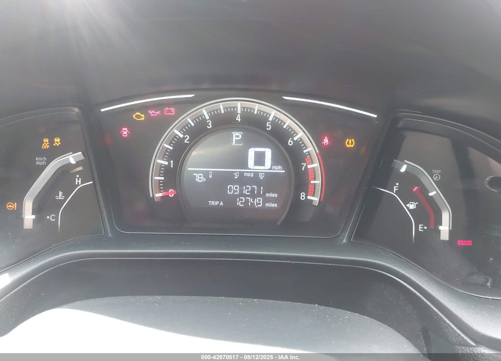 2018 HONDA CIVIC VIN: 2HGFC2F57JH570723
