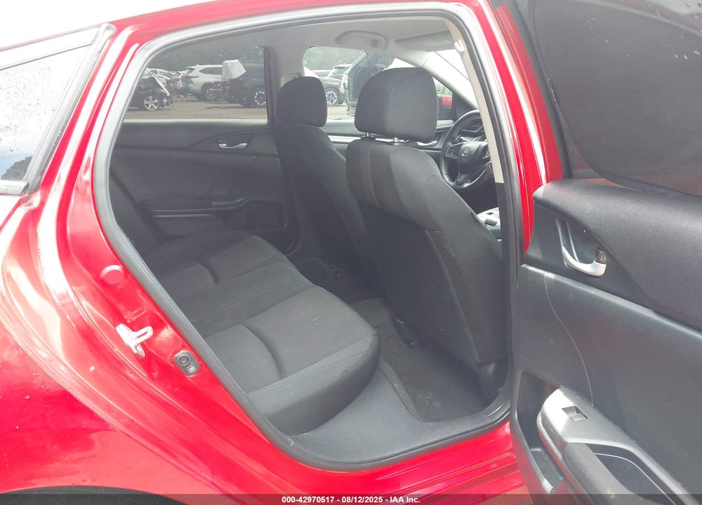 2018 HONDA CIVIC VIN: 2HGFC2F57JH570723