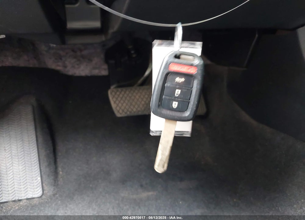 2018 HONDA CIVIC VIN: 2HGFC2F57JH570723