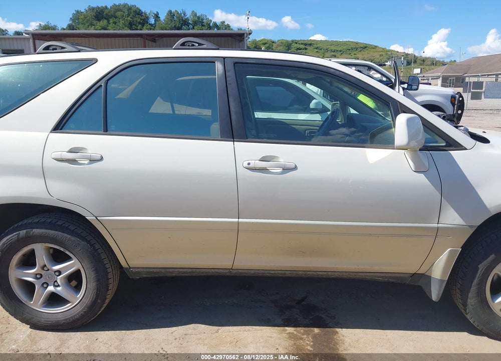 2000 LEXUS RX 300 VIN: JT6HF10U4Y0105265