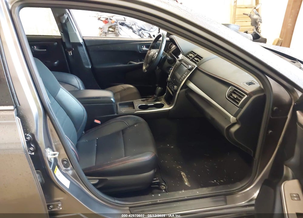 2016 TOYOTA CAMRY SE VIN: 4T1BF1FK3GU132514