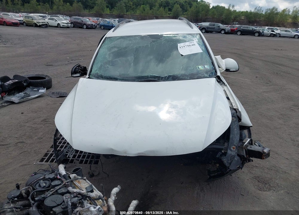 2017 VOLKSWAGEN TIGUAN VIN: WVGBV7AX4HK048742