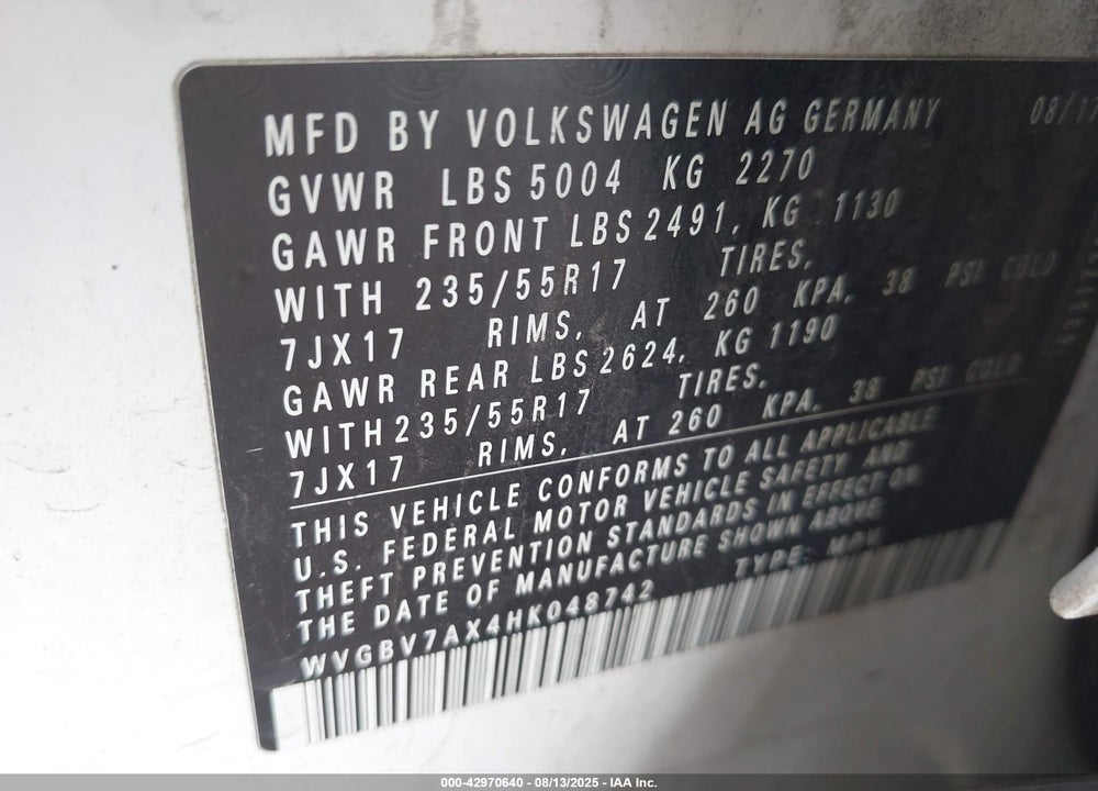 2017 VOLKSWAGEN TIGUAN VIN: WVGBV7AX4HK048742
