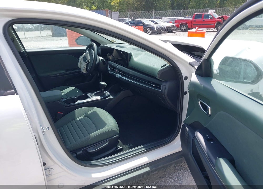 2025 KIA K4 VIN: 3KPFU4DE9SE010919