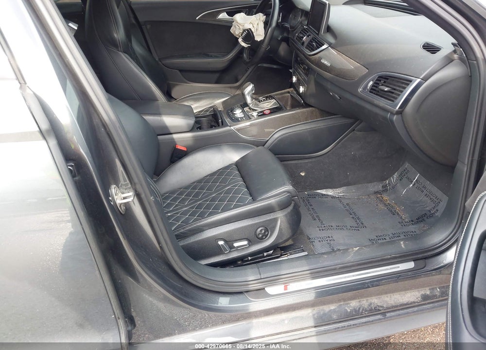 2016 AUDI S6 VIN: WAUH2AFCXGN126283