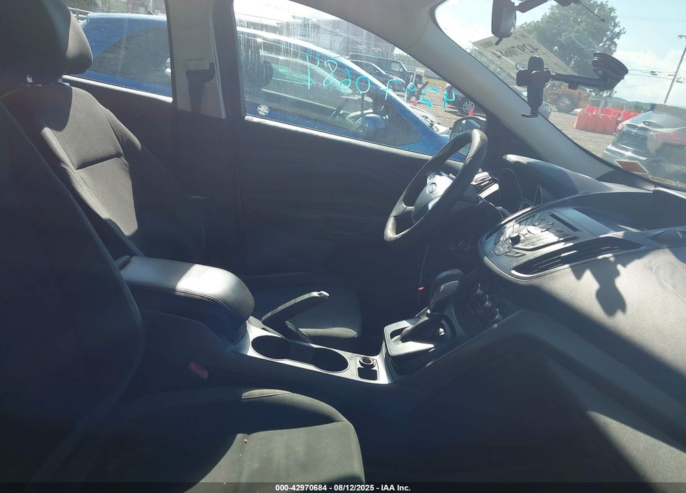 2013 FORD ESCAPE VIN: 1FMCU0F70DUB30389