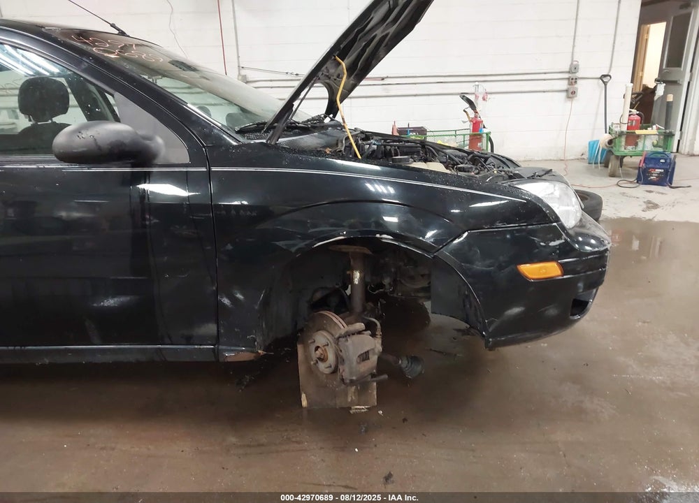 2007 FORD FOCUS S/SE/SES VIN: 1FAFP37N97W139968
