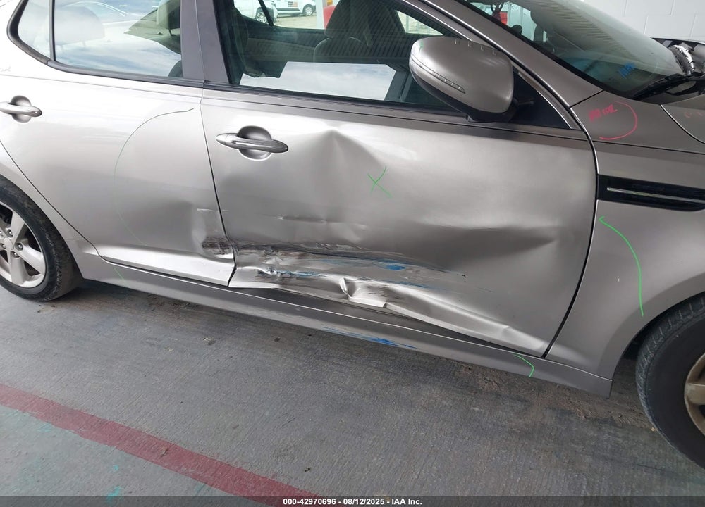 2015 KIA OPTIMA LX VIN: KNAGM4A7XF5556718