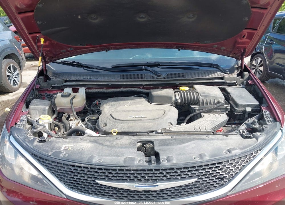 2017 CHRYSLER PACIFICA TOURING VIN: 2C4RC1DG5HR577507