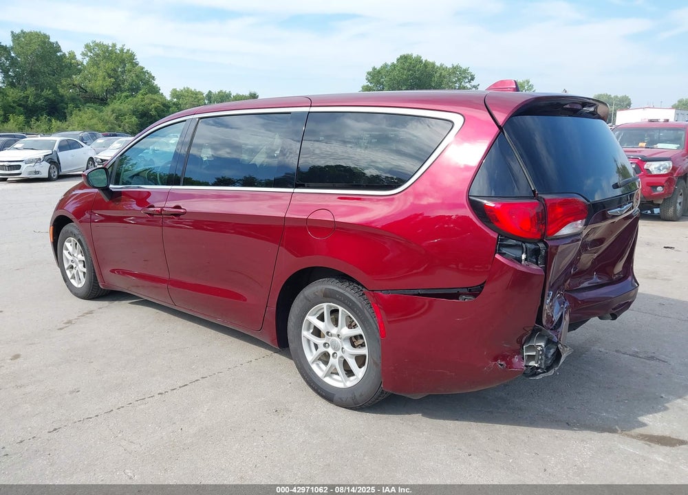 2017 CHRYSLER PACIFICA TOURING VIN: 2C4RC1DG5HR577507