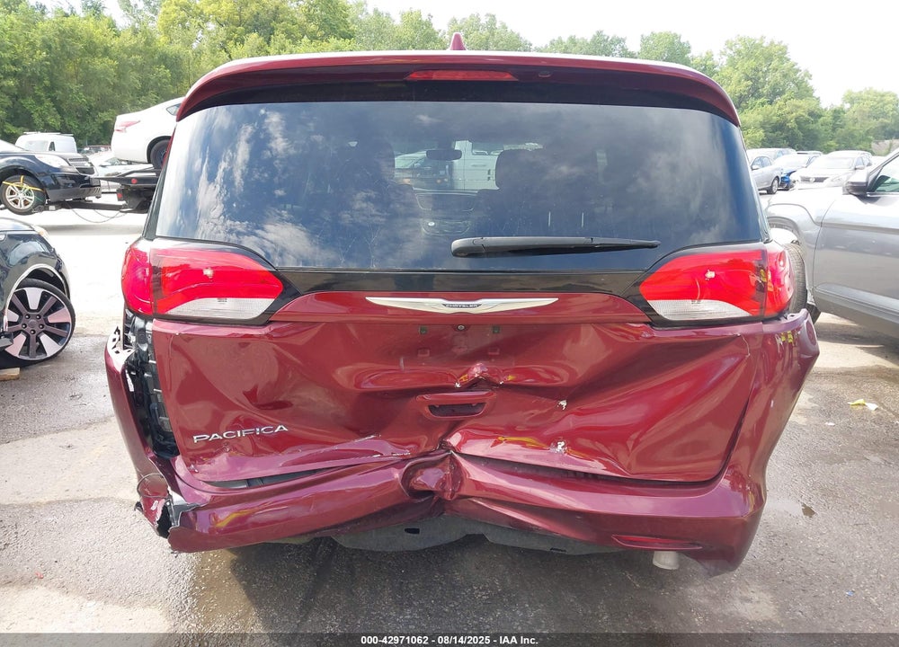 2017 CHRYSLER PACIFICA TOURING VIN: 2C4RC1DG5HR577507
