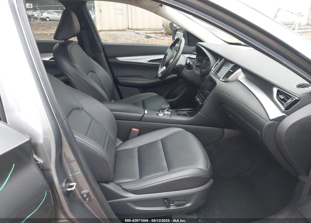 2020 INFINITI QX50 LUXE AWD VIN: 3PCAJ5M3XLF110966