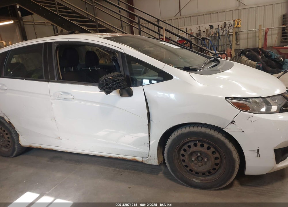 2015 HONDA FIT VIN: 3HGGK5G88FM744874