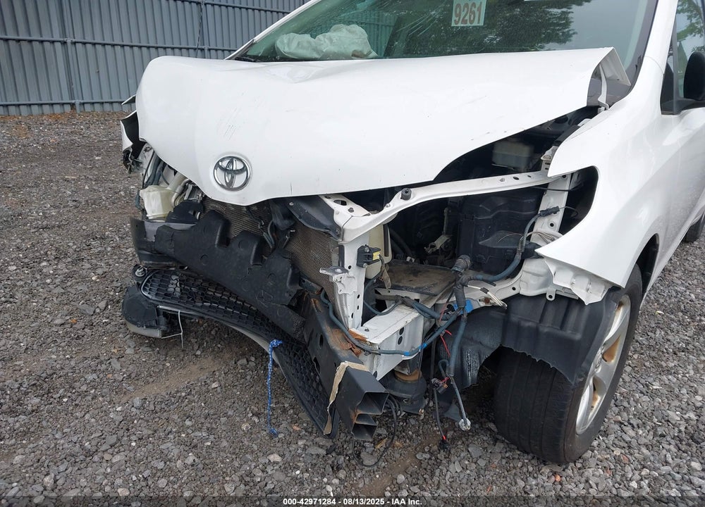 2012 TOYOTA SIENNA BASE 7 PASSENGER VIN: 5TDKA3DC1CS011697