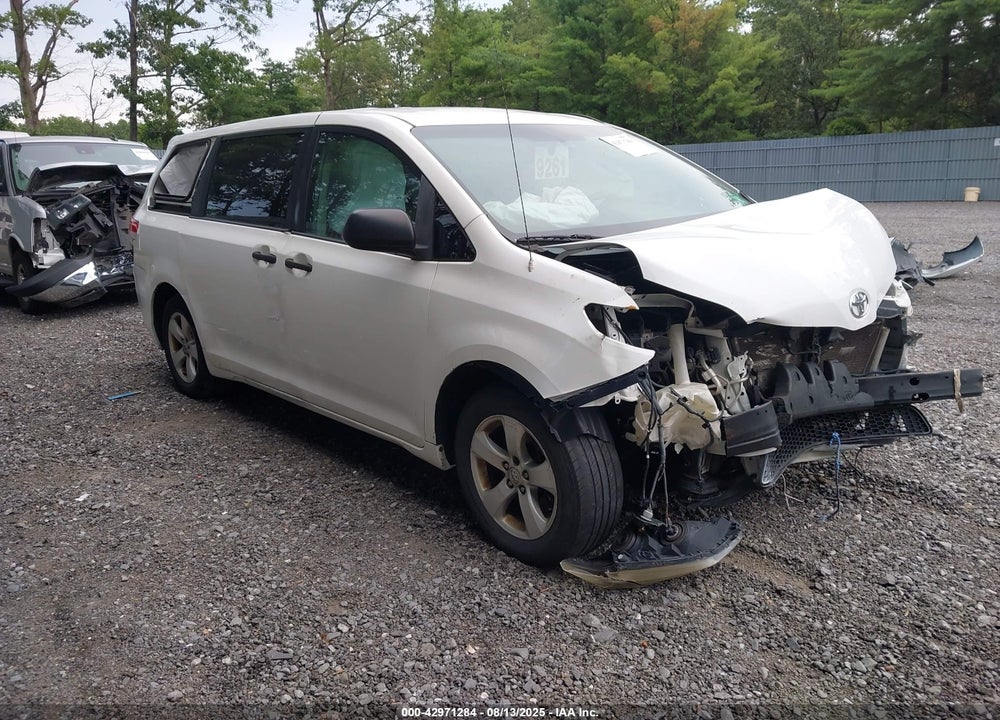 2012 TOYOTA SIENNA BASE 7 PASSENGER VIN: 5TDKA3DC1CS011697