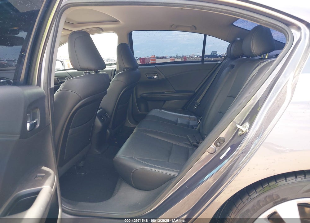 2014 HONDA ACCORD VIN: 1HGCR2F81EA260650