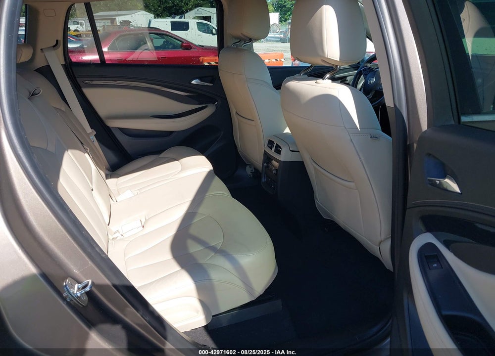 2018 BUICK ENVISION VIN: LRBFX1SA3JD027381