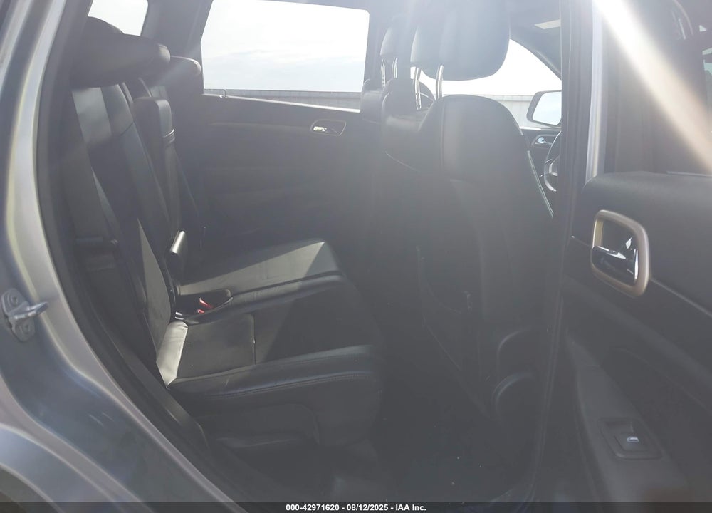 2015 JEEP GRAND CHEROKEE VIN: 1C4RJFAG2FC742233