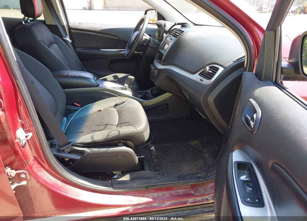 2011 DODGE JOURNEY VIN: 3D4PG1FG9BT519660