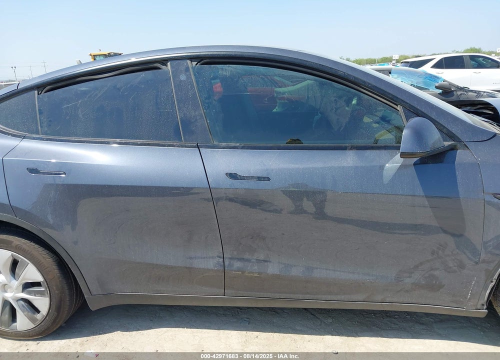 2022 TESLA MODEL Y LONG RANGE DUAL MOTOR ALL-WHEEL DRIVE VIN: 7SAYGDEE9NA001764