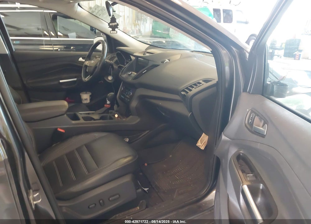 2017 FORD ESCAPE SE VIN: 1FMCU9GD3HUC57989