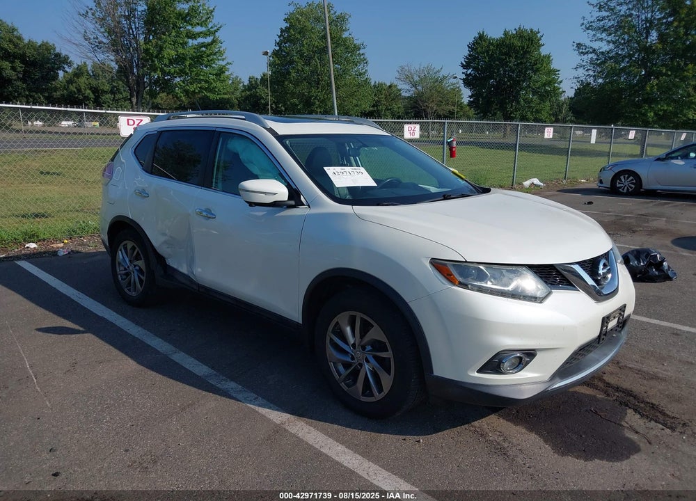 2015 NISSAN ROGUE SL VIN: 5N1AT2MVXFC889082