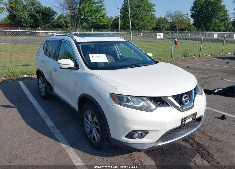 2015 NISSAN ROGUE SL VIN: 5N1AT2MVXFC889082