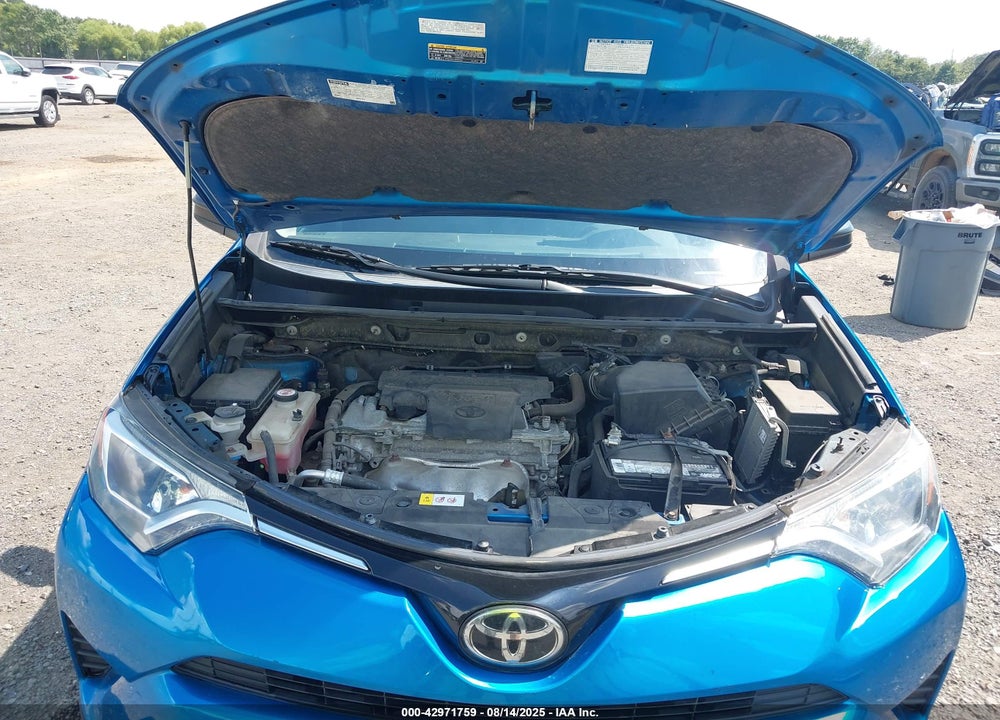 2017 TOYOTA RAV4 VIN: JTMBFREVXHJ123892