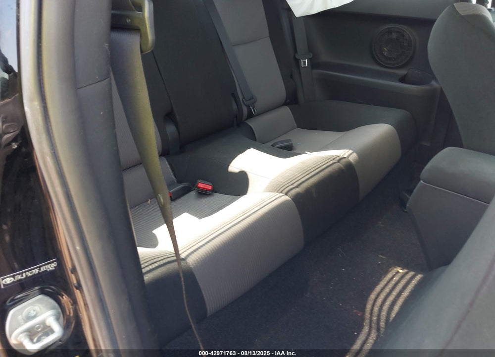 2015 SCION TC VIN: JTKJF5C70FJ009060