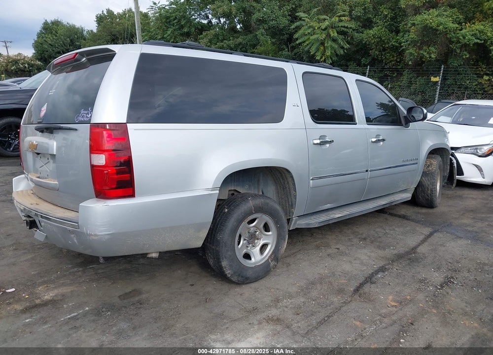 2013 CHEVROLET SUBURBAN 1500 VIN: 1GNSKKE74DR233795