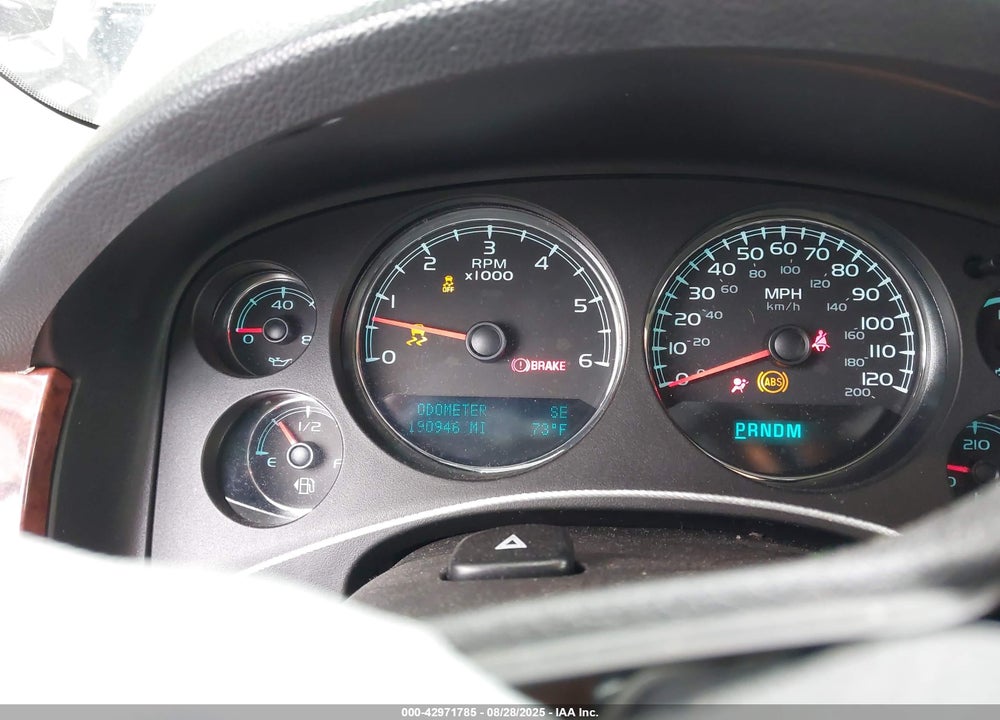 2013 CHEVROLET SUBURBAN 1500 VIN: 1GNSKKE74DR233795