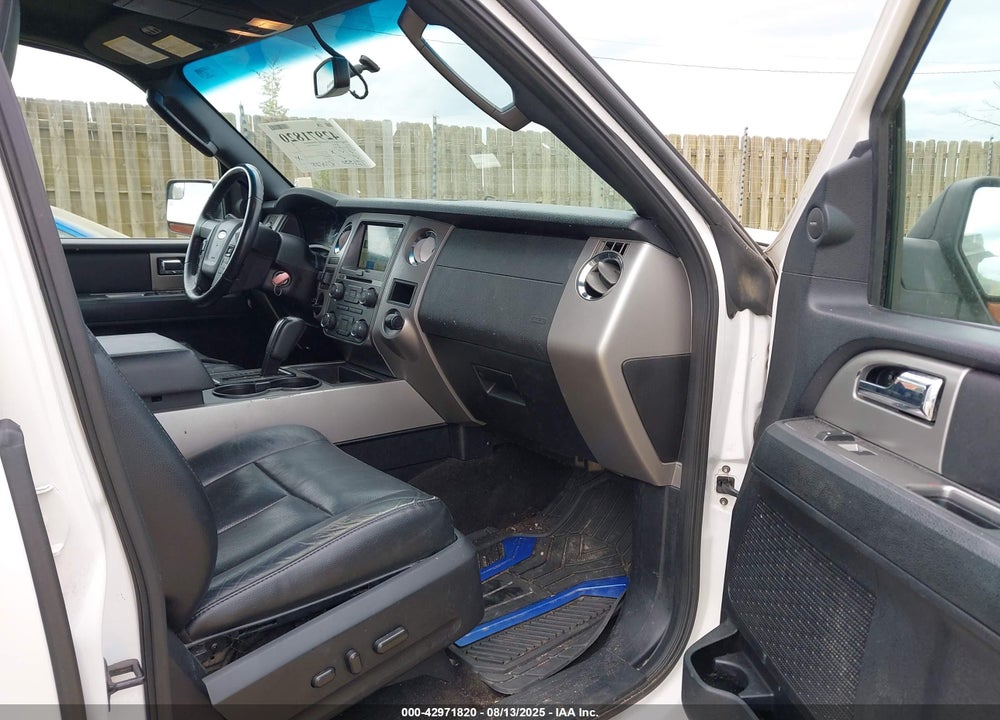 2017 FORD EXPEDITION XLT VIN: 1FMJU1HT8HEA36641