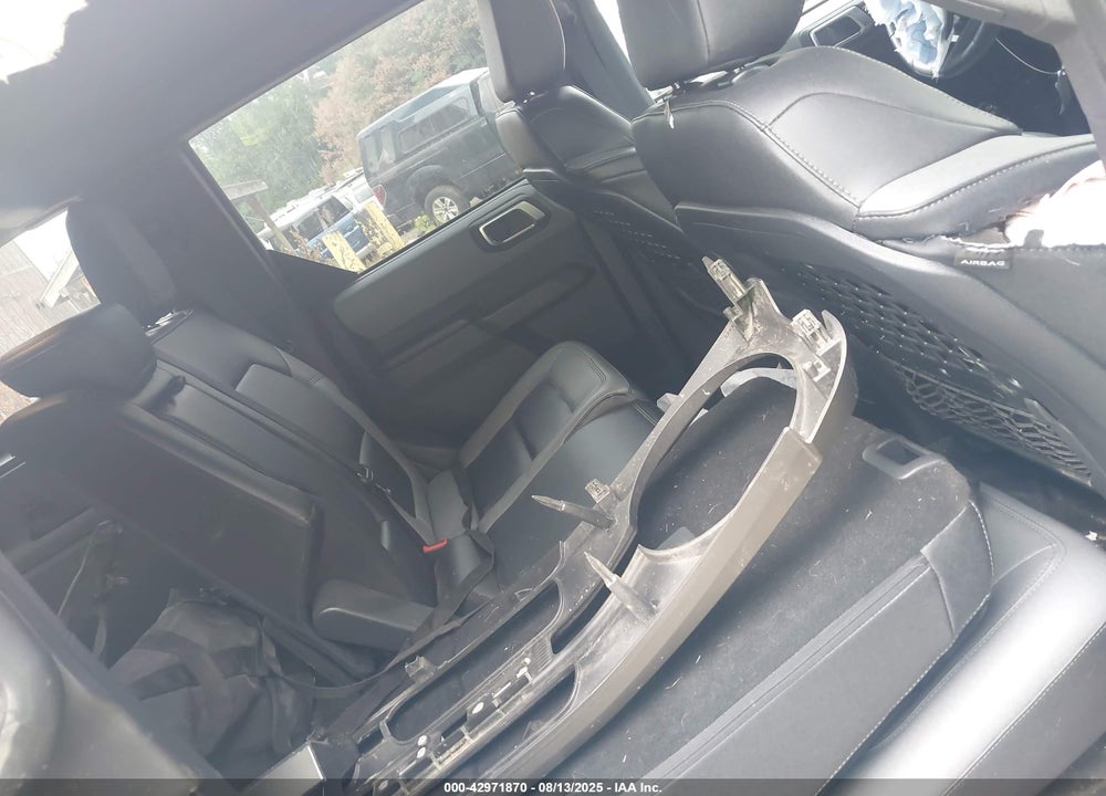 2024 FORD BRONCO VIN: 1FMDE7BH2RLA05741