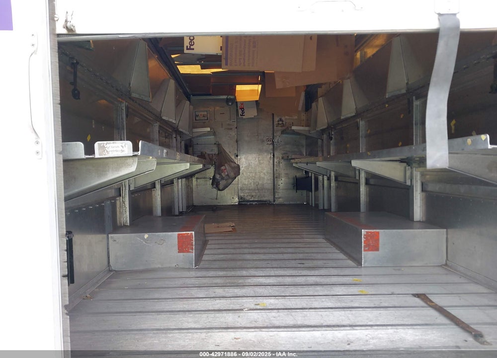 2000 FREIGHTLINER CHASSIS VIN: 4UZA5FAC0YCG63854