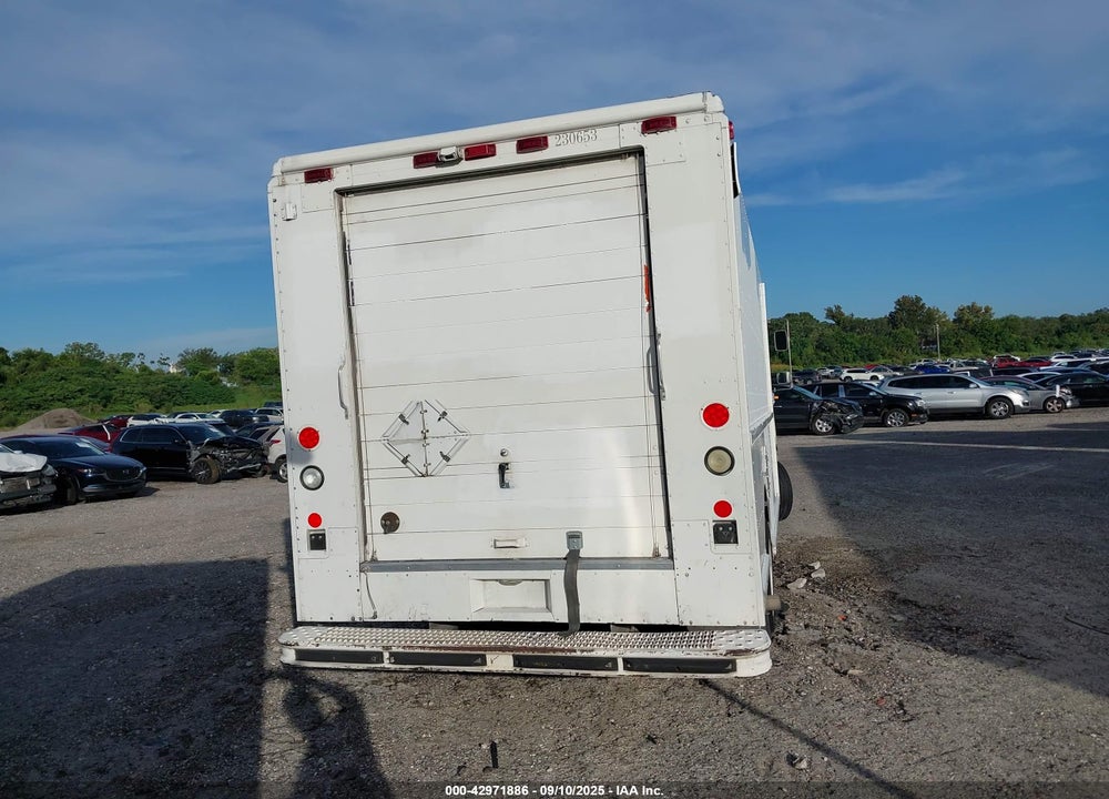 2000 FREIGHTLINER CHASSIS VIN: 4UZA5FAC0YCG63854
