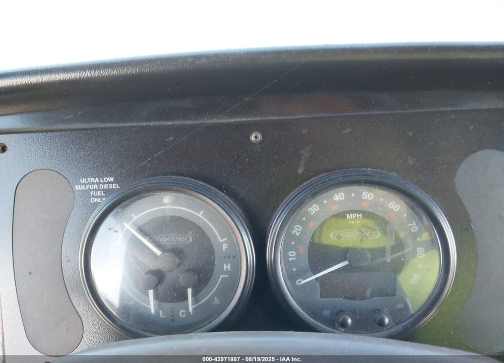 2009 FREIGHTLINER CHASSIS M LINE WALK-IN VAN VIN: 4UZAANDU29CAL8965