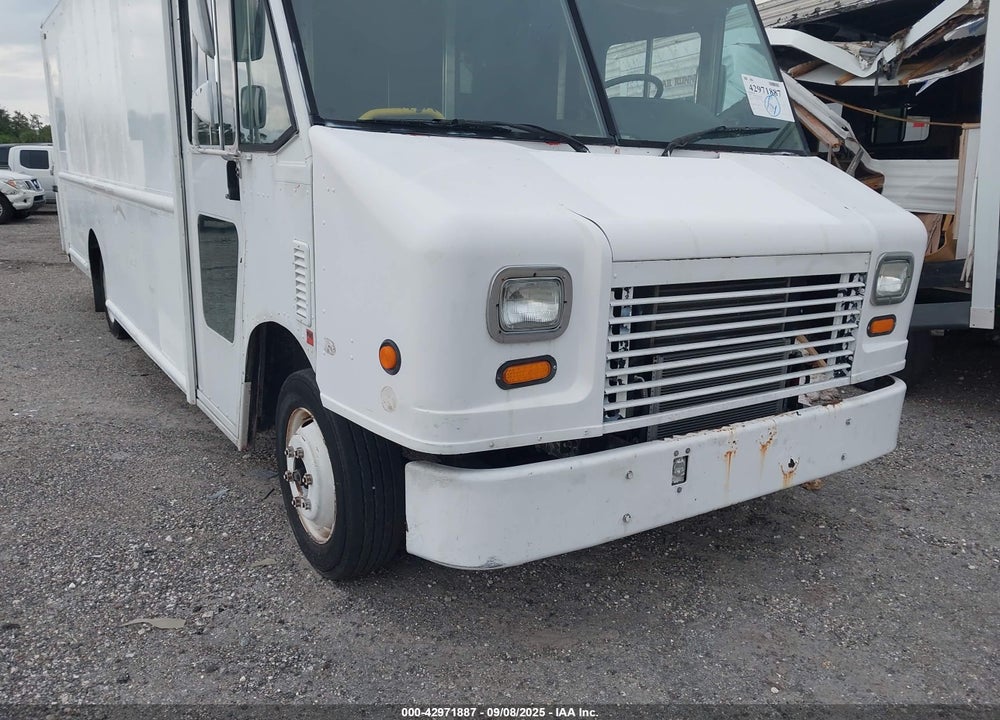 2009 FREIGHTLINER CHASSIS M LINE WALK-IN VAN VIN: 4UZAANDU29CAL8965