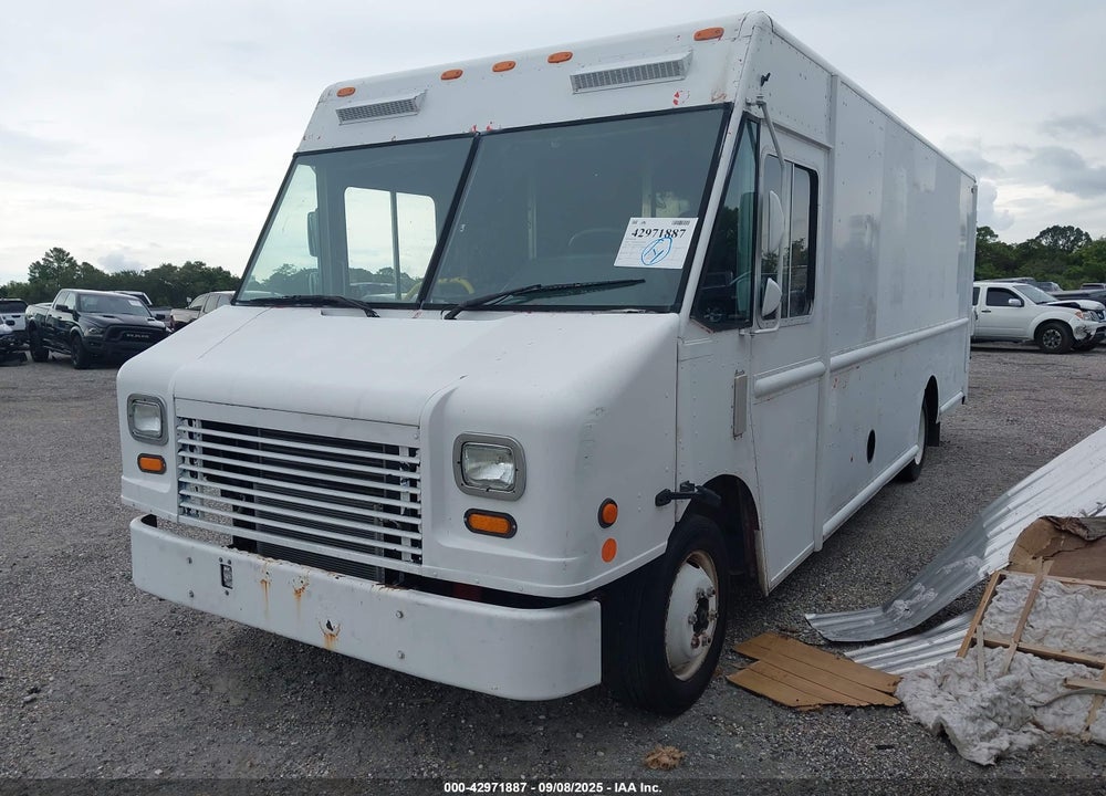 2009 FREIGHTLINER CHASSIS M LINE WALK-IN VAN VIN: 4UZAANDU29CAL8965